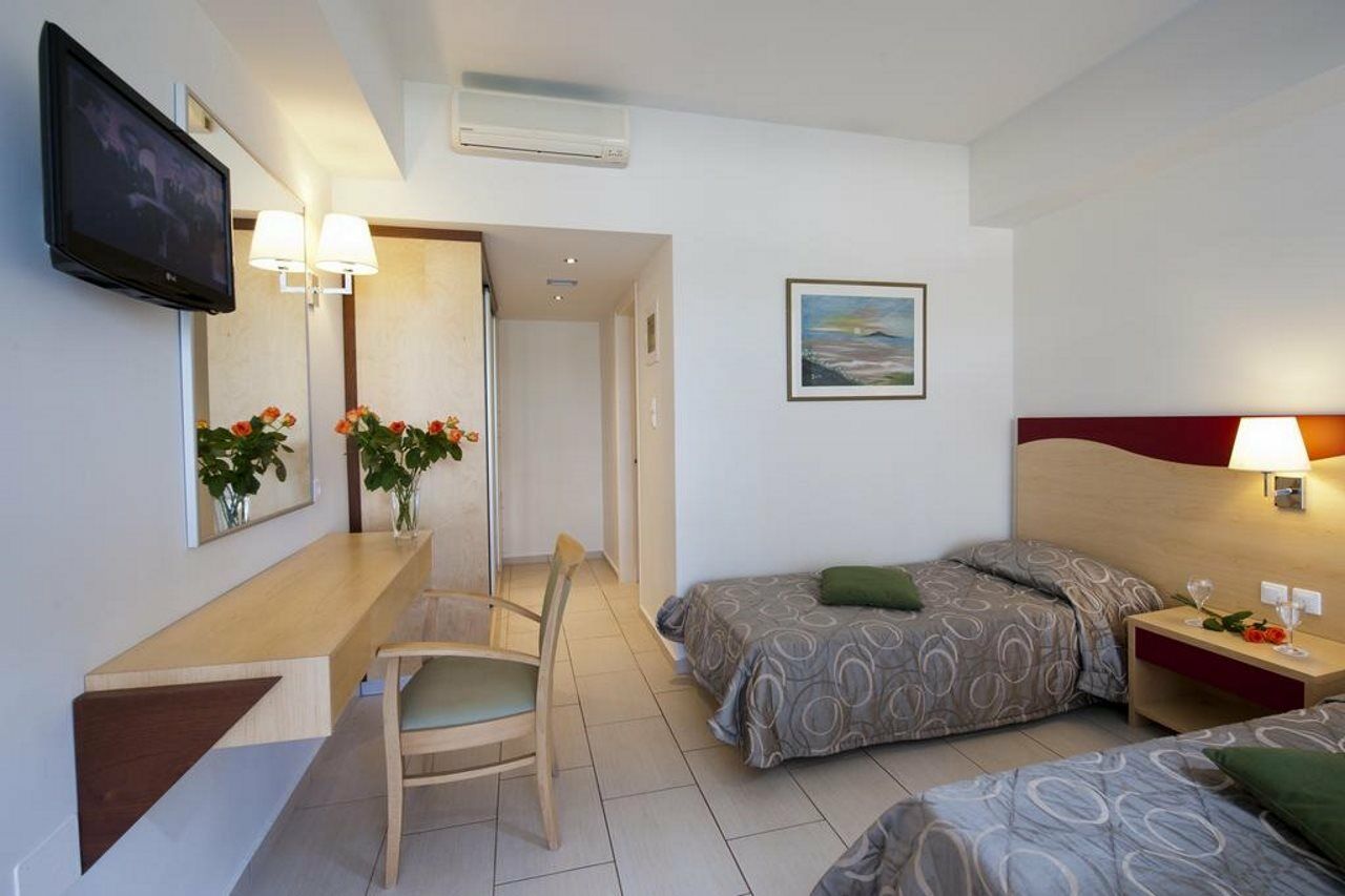 Golden Villas - Hotel Apartments & Villas Hersonissos  Eksteriør billede